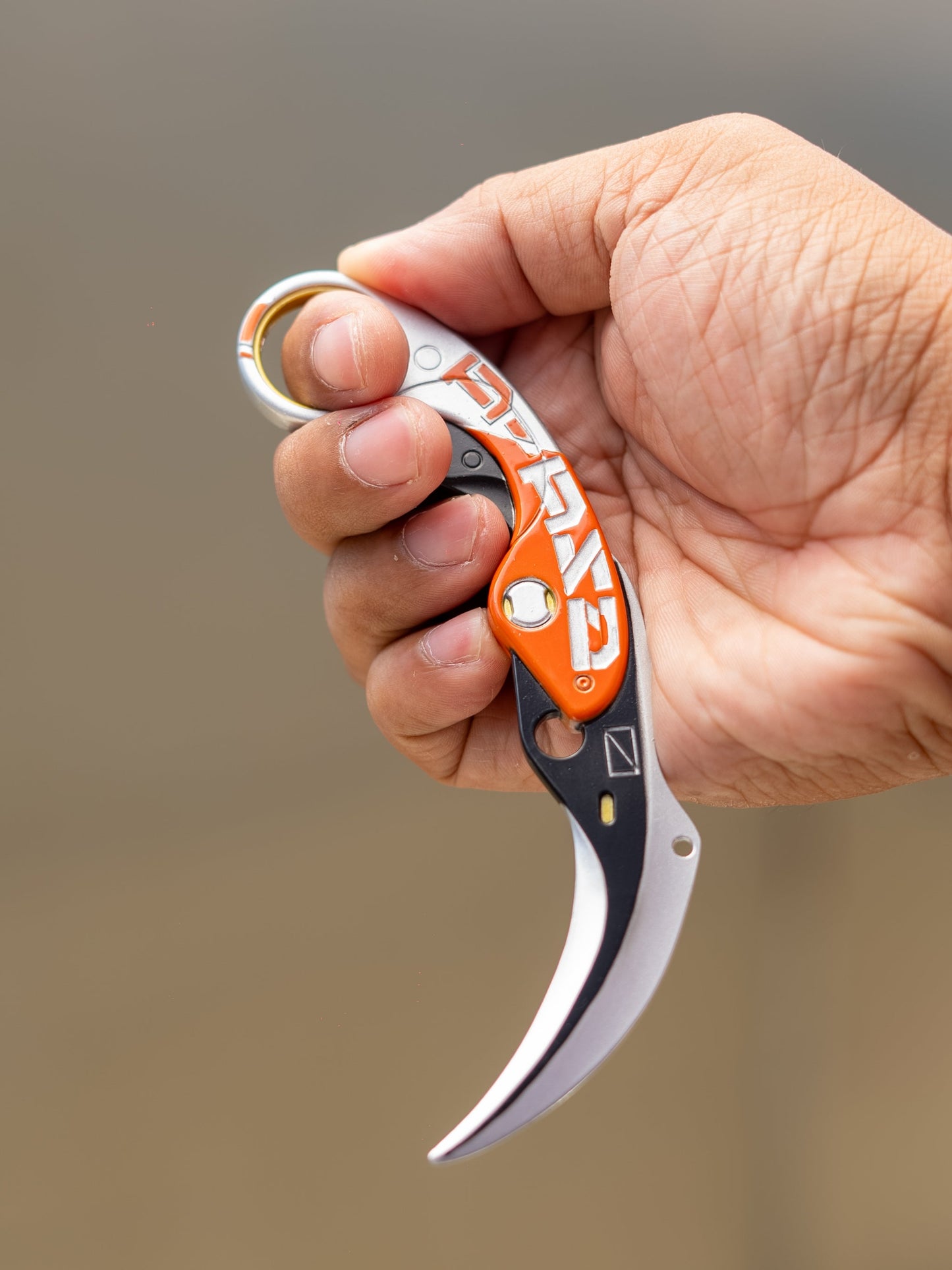 Velocity Karambit
